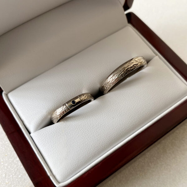 balto aukso vestuviniai ziedai