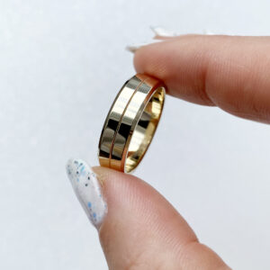 Modernus geltono aukso vestuvinis vyriškas žiedas