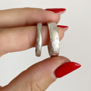 Netradiciniai vestuviniai žiedai