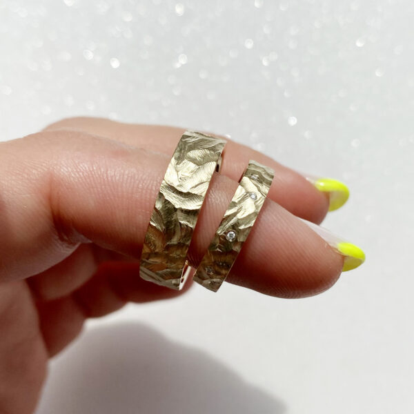 Geltono aukso vestuviniai žiedai Geltono aukso vestuviniai žiedai