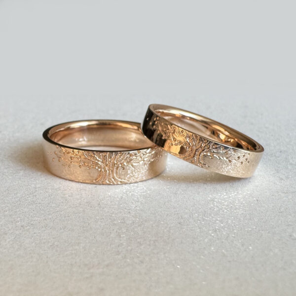 Vestuviniai žiedai su medžiais